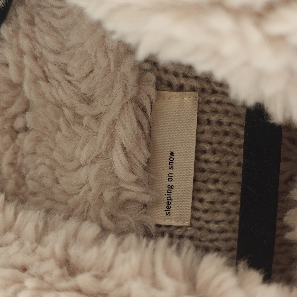 Sleeping On Snow Cardigan Sweater - Picture 2 of 8